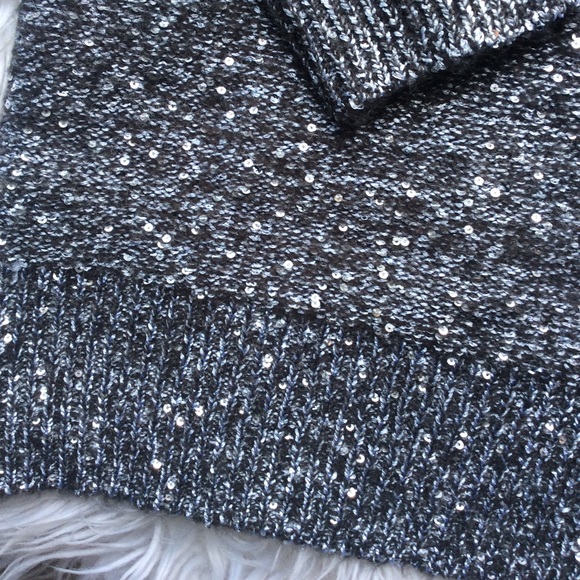 🔥SALE🔥 NWT WHBM Sequin Tunic Sweater - Picture 8 of 8